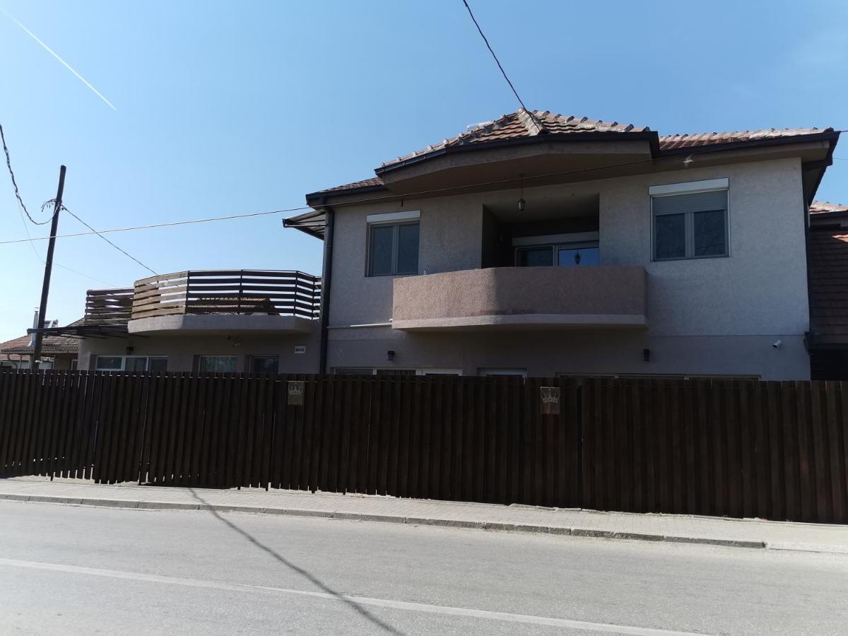 Crown Apartments Skopje Exterior foto